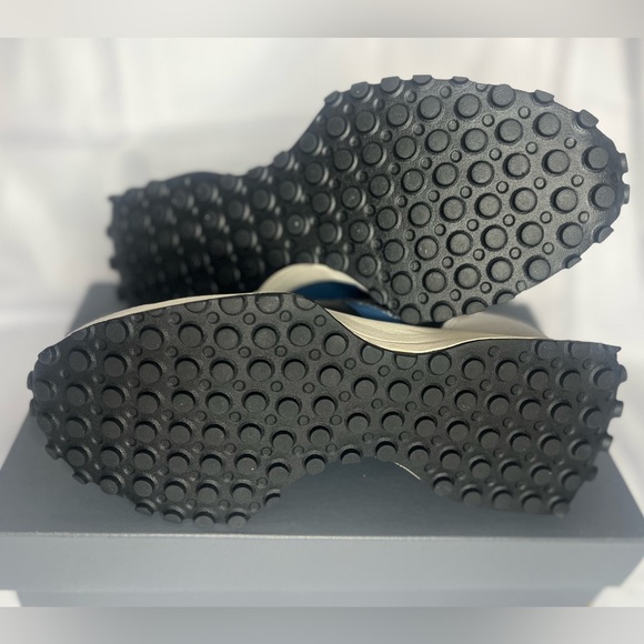 New Balance 327 MS327LU1 Lace Up Running Shoes Mens Size 9.5 - Picture 3 of 3